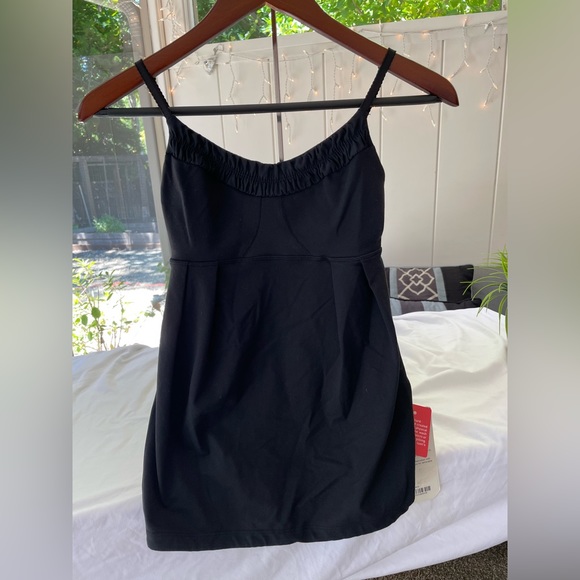 NWT Lululemon Womens Size 2 Yogi Dance Tank - Picture 1 of 5